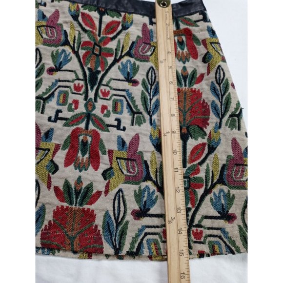 DejaVu Aztec Flower Tapestry Mini Skirt Women Size Medium zippers Back - Picture 8 of 13